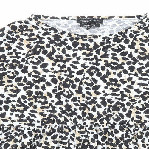 Wednesday's Girl Womens Beige Animal Print Polyester Basic T-Shirt Size M Round Neck - Leopard Print