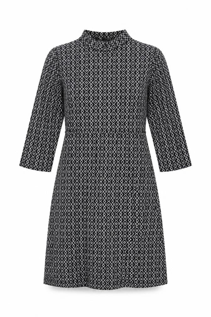 Front view of Zuiki women’s black geometric polyester a-line, size M, mock neck pullover