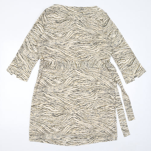 H&M Womens Ivory Animal Print Polyester Shift Size M Boat Neck Pullover