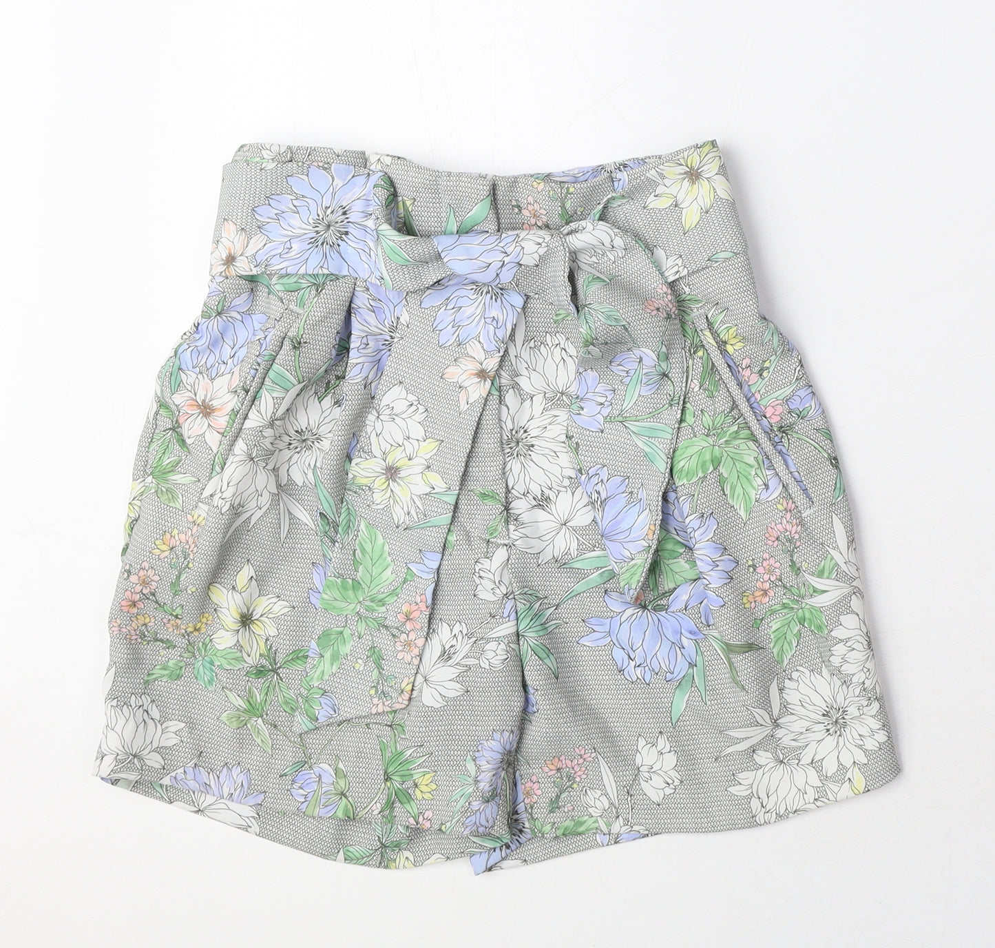 H&M Womens Multicoloured Floral Polyester Basic Shorts Size 4 Regular Zip
