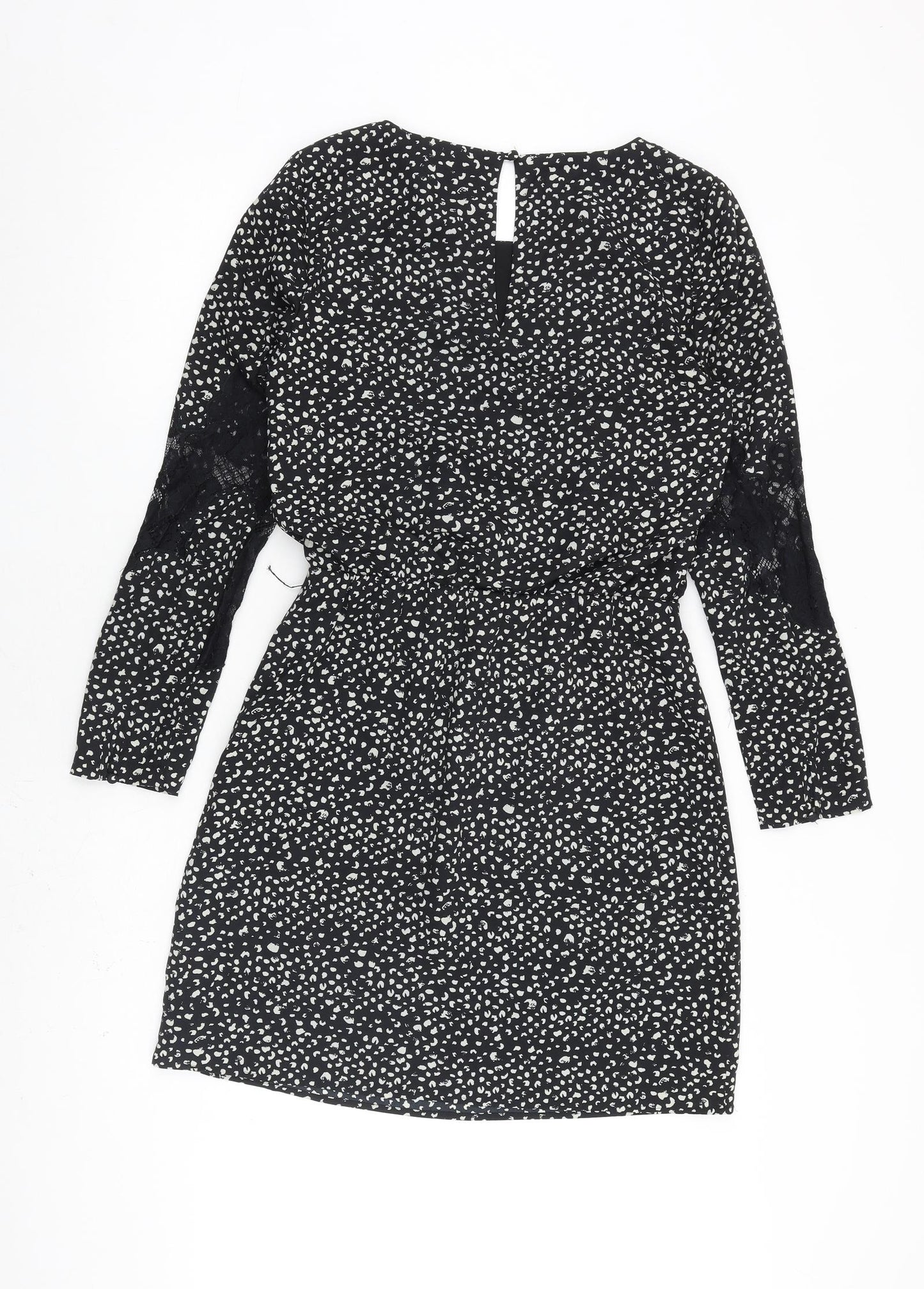 Limited Edition Womens Black Geometric Polyester A-Line Size 8 Round Neck Button