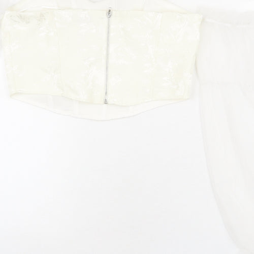 Urban Revivo Womens Ivory Floral Polyester Cropped T-Shirt Size L Sweetheart - Off Shoulder, Mesh Sleeves, Corset