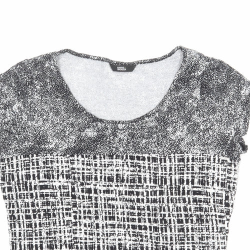Marks and Spencer Womens Black Geometric Viscose Basic T-Shirt Size 14 Round Neck - Patchwork