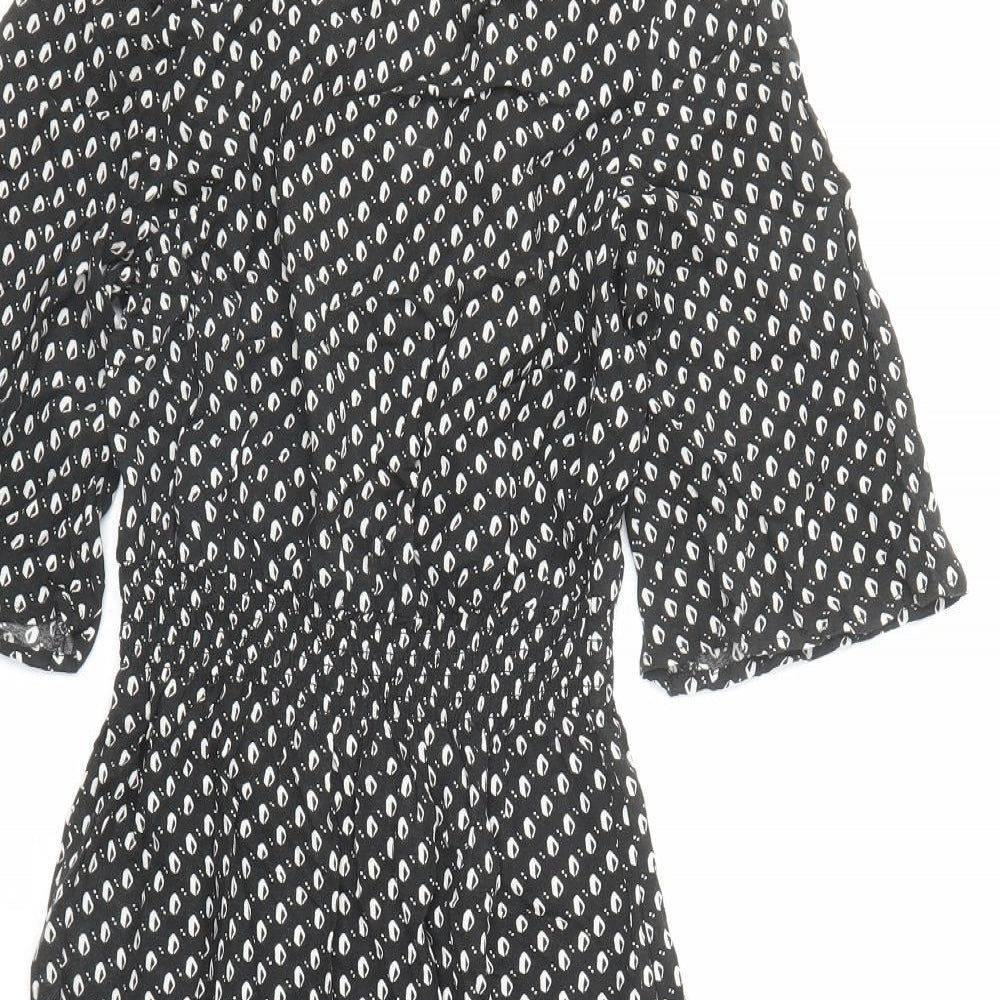 H&M Womens Black Geometric Viscose A-Line Size 4 Round Neck Button