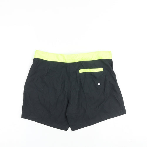 Nike Mens Black Polyester Bermuda Shorts Size S Regular Snap