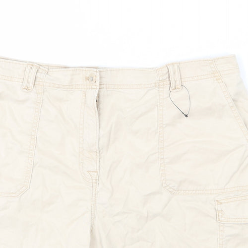 Marks and Spencer Womens Beige Lyocell Cargo Shorts Size 20 L6 in Regular Zip