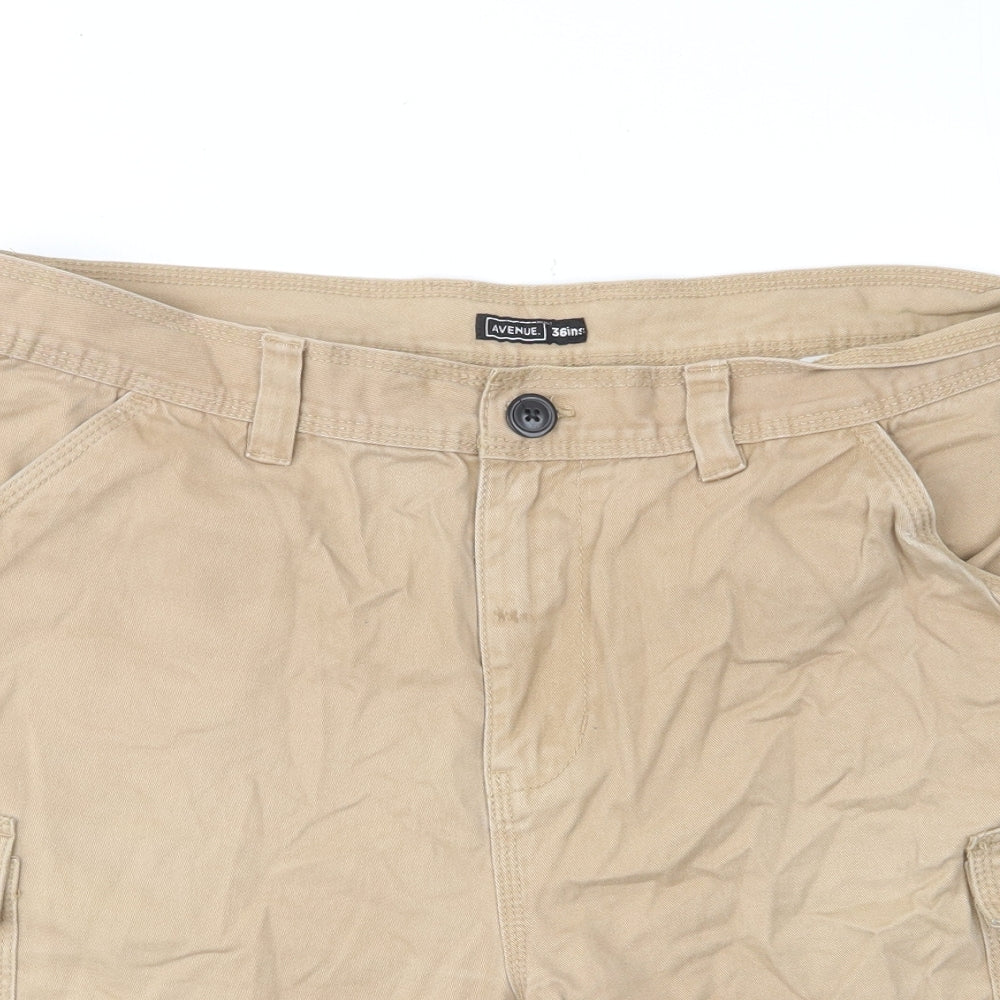 Avenue Mens Beige Cotton Cargo Shorts Size 36 in L9 in Regular Zip - Pockets, Belt Loops, Buttons