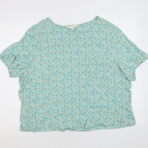 Marks and Spencer Womens Green Floral Viscose Basic T-Shirt Size 12 Round Neck - Pockets