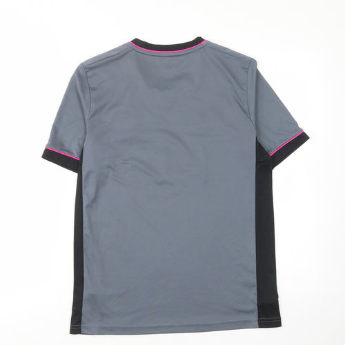 adidas Boys Grey Polyester Basic T-Shirt Size 13-14 Years V-Neck Pullover - Leichester City FC, Embrided, Logo