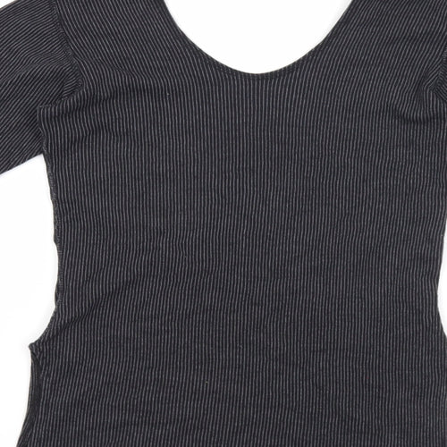 Macrowoman Womens Grey Striped Polyester Basic T-Shirt Size M Boat Neck - Thermal, Side Slit