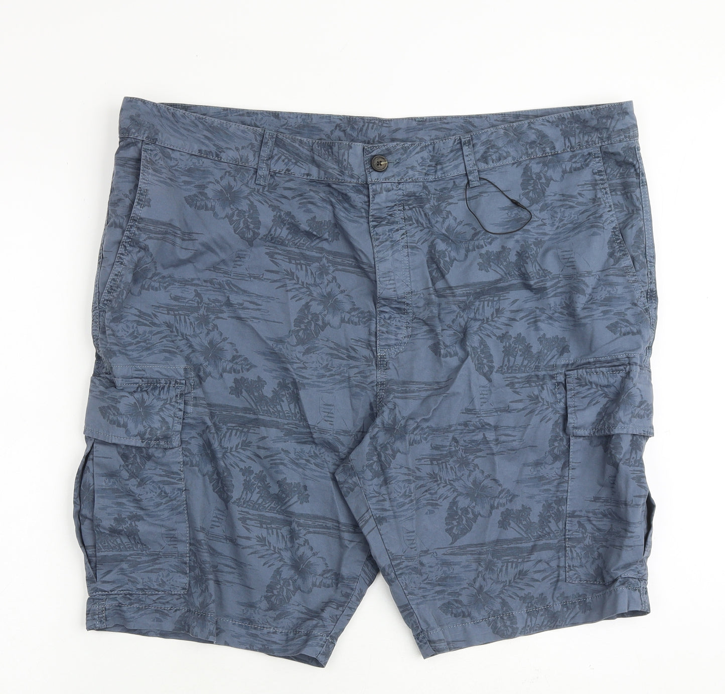 Marks and Spencer Mens Blue Floral Cotton Cargo Shorts Size 44 in L8 in Regular Zip