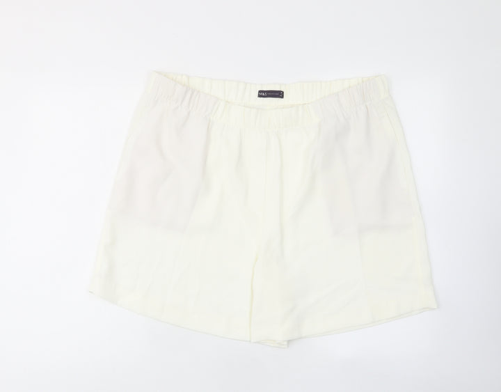 Marks and Spencer Womens Ivory Polyester Bermuda Shorts Size 20 L7 in Regular Pull On - Pockets, Elastic waist