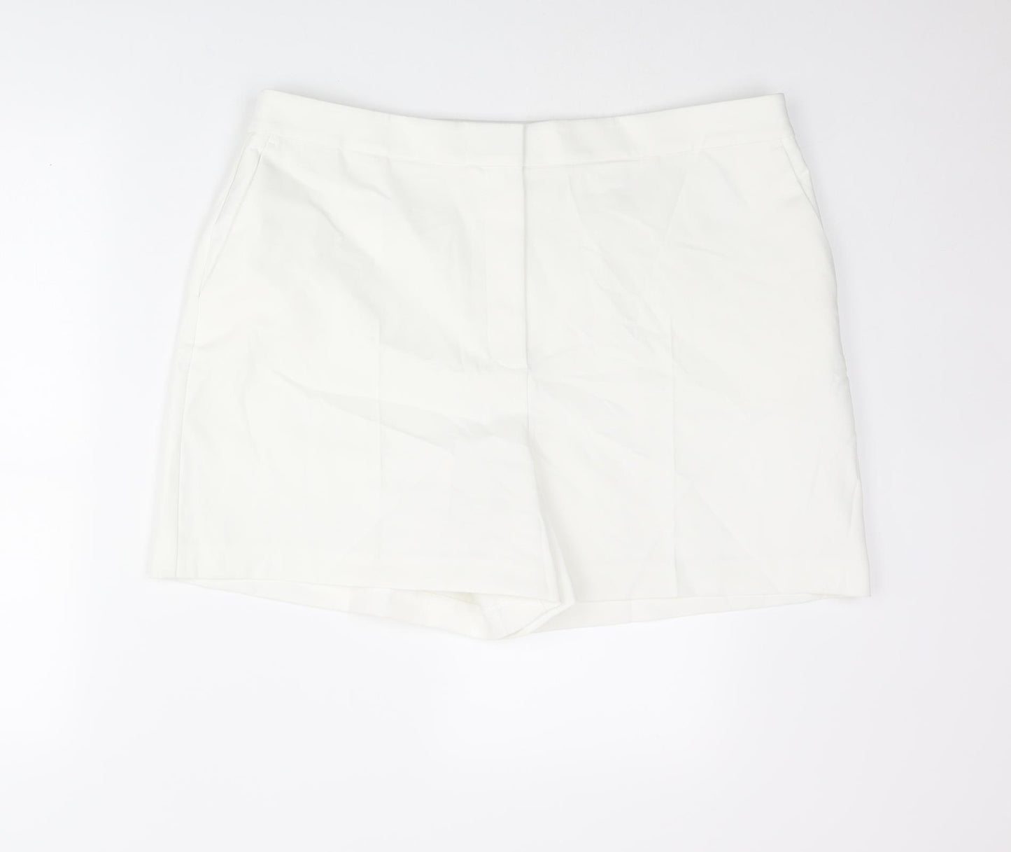 Marks and Spencer Womens White Polyester Basic Shorts Size 18 L5 in Regular Zip