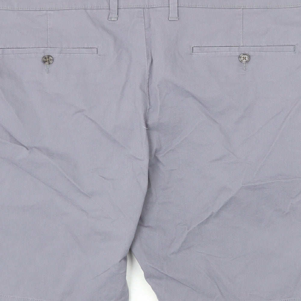 Marks and Spencer Mens Grey Cotton Chino Shorts Size 44 in L9 in Regular Zip