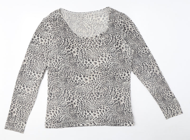 Marks and Spencer Womens Grey Animal Print Acrylic Basic T-Shirt Size 16 Round Neck - Leopard print