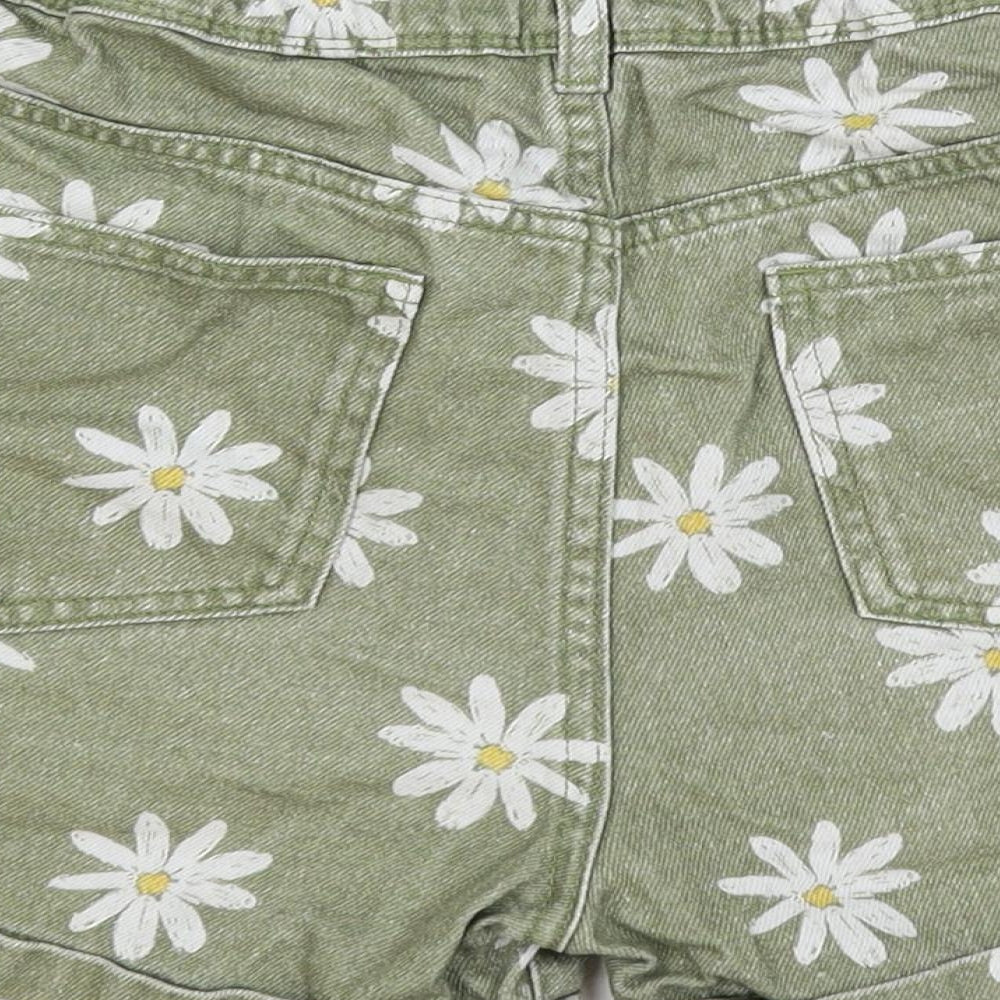 Marks and Spencer Girls Green Floral Cotton Hot Pants Shorts Size 12-13 Years Regular Buckle - Daisy Pattern