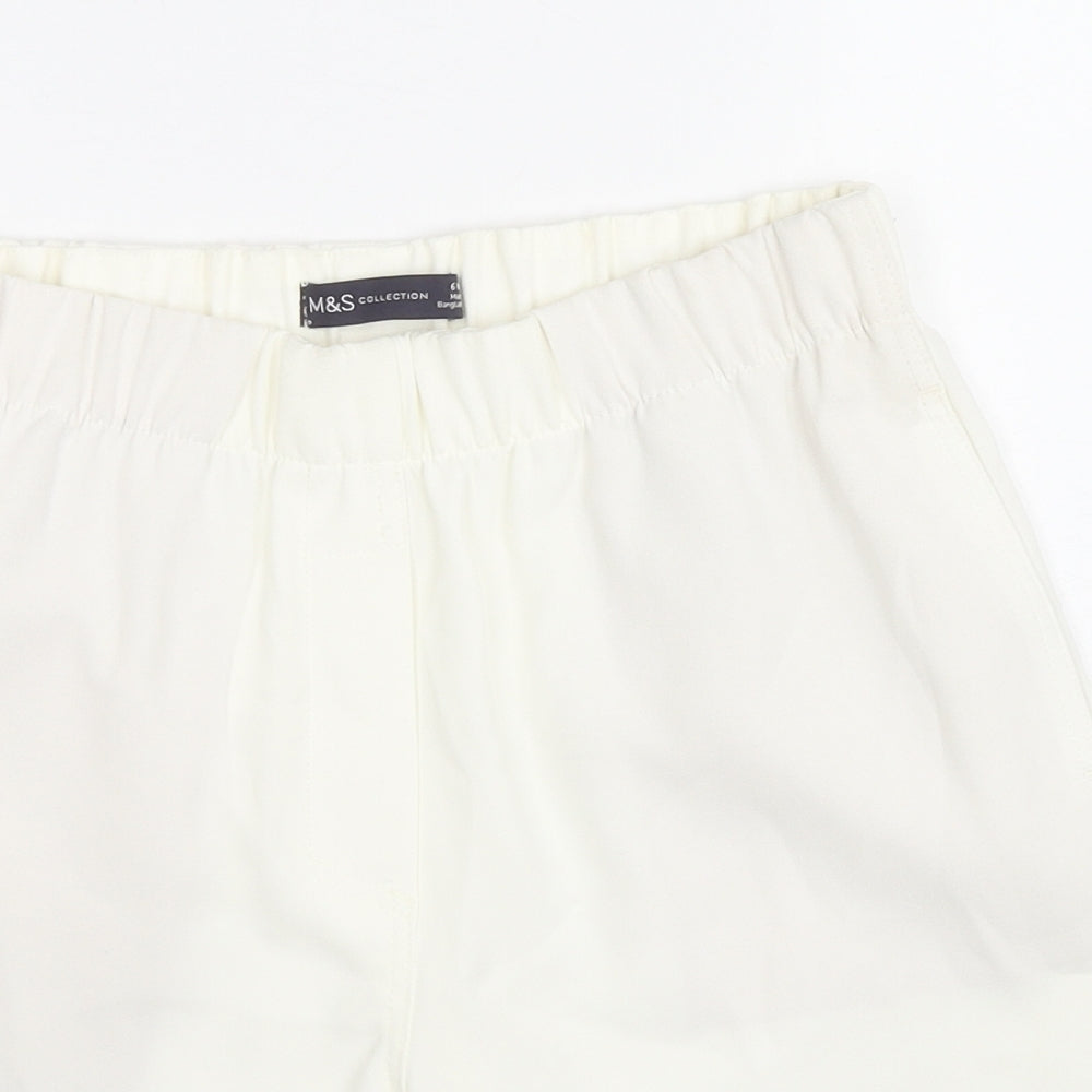Marks and Spencer Womens White Polyester Chino Shorts Size 6 L7 in Regular Zip
