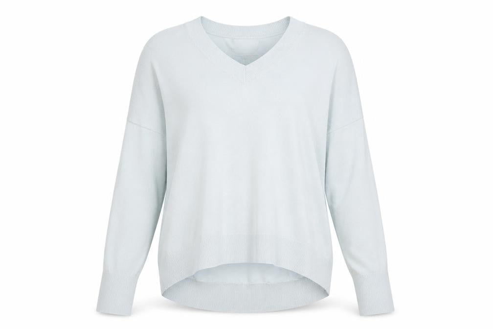 Front view of en THREAD women’s blue v-neck cotton jumper, size S, - oversized