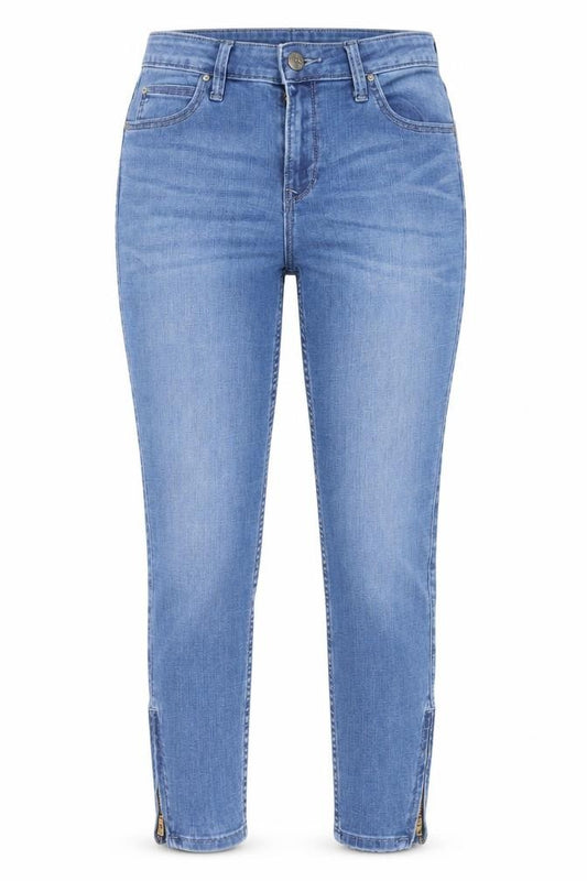 Front view of Lee women’s blue cotton cropped jeans, size UK 29, in regular zip - pockets, belt loops, logo, zips