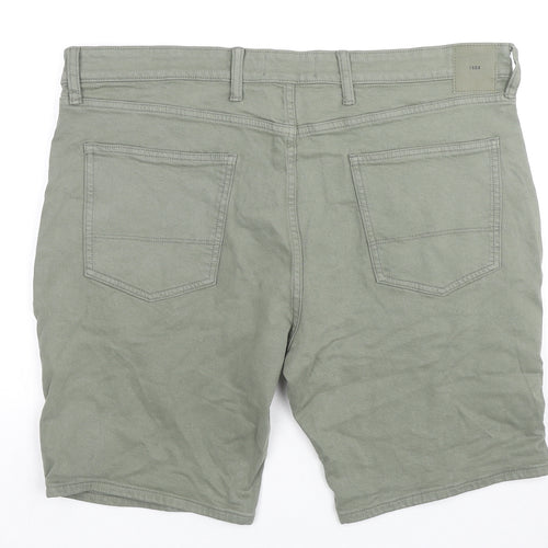 Marks and Spencer Mens Green Cotton Bermuda Shorts Size 40 in L9 in Regular Zip