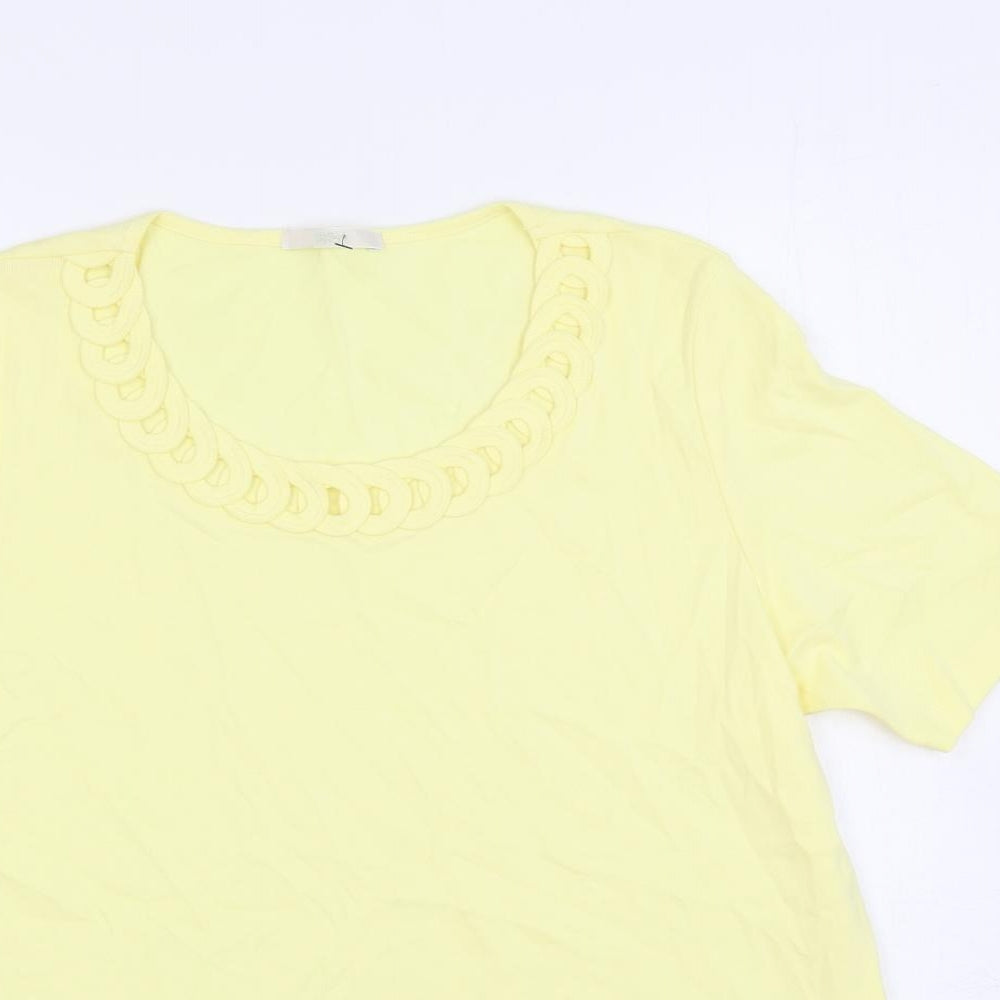 Marks and Spencer Womens Yellow Cotton Basic T-Shirt Size 16 Round Neck - Neckline Detail
