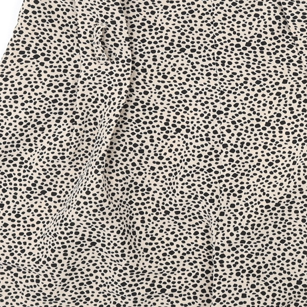 PRETTYLITTLETHING Womens Beige Geometric Polyester Sailor Shorts Size 10 L3 in Regular Zip