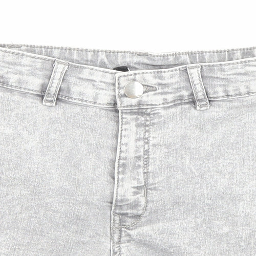 H&M Womens Grey Cotton Boyfriend Shorts Size 6 Regular Zip - Pockets
