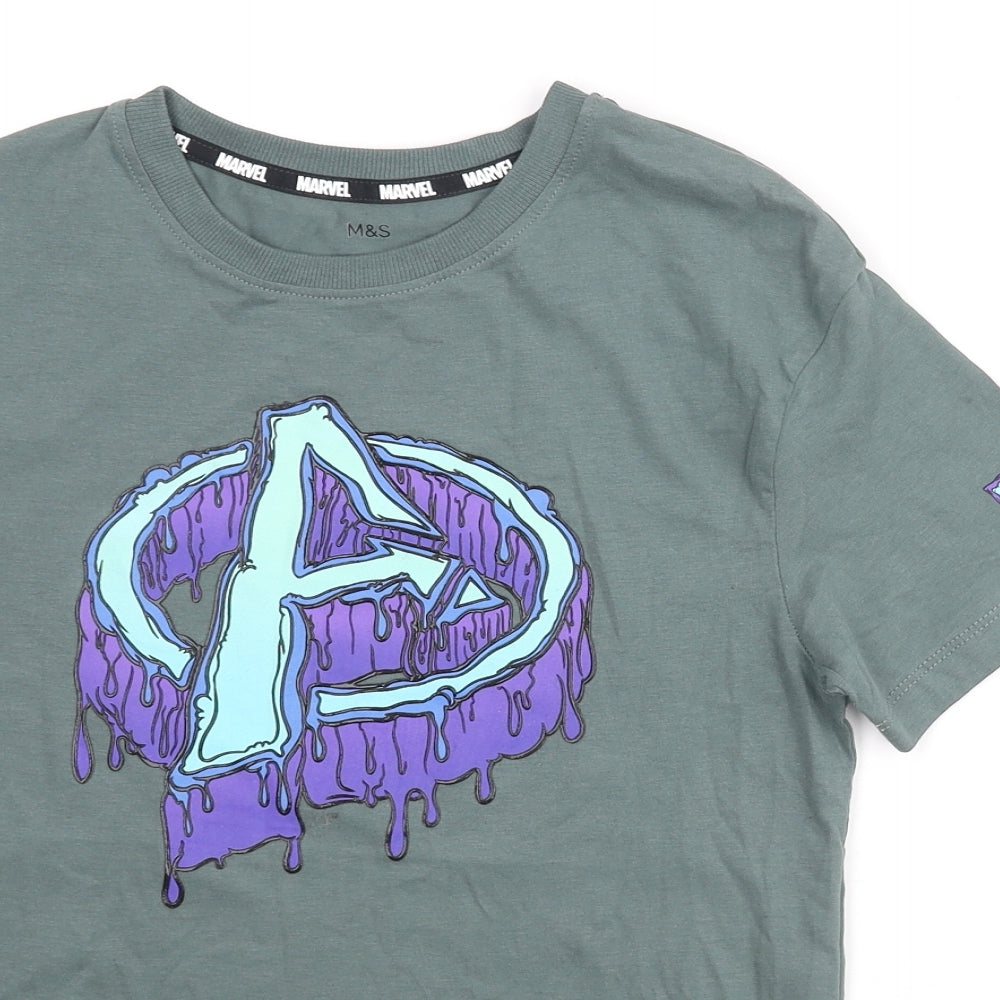 Marvel Boys Green Cotton Basic T-Shirt Size 9-10 Years Scoop Neck Pullover - Avengers Logo