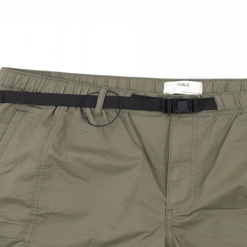 Marks and Spencer Mens Green Cotton Bermuda Shorts Size 42 in Regular Zip