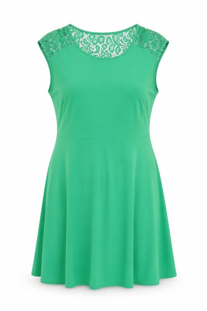 Front view of M&Co women’s green polyester trapeze & swing, size UK 14, round neck pullover