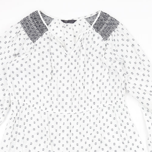 Marks and Spencer Womens White Geometric Cotton Shift Size 18 V-Neck Pullover - Embroidered