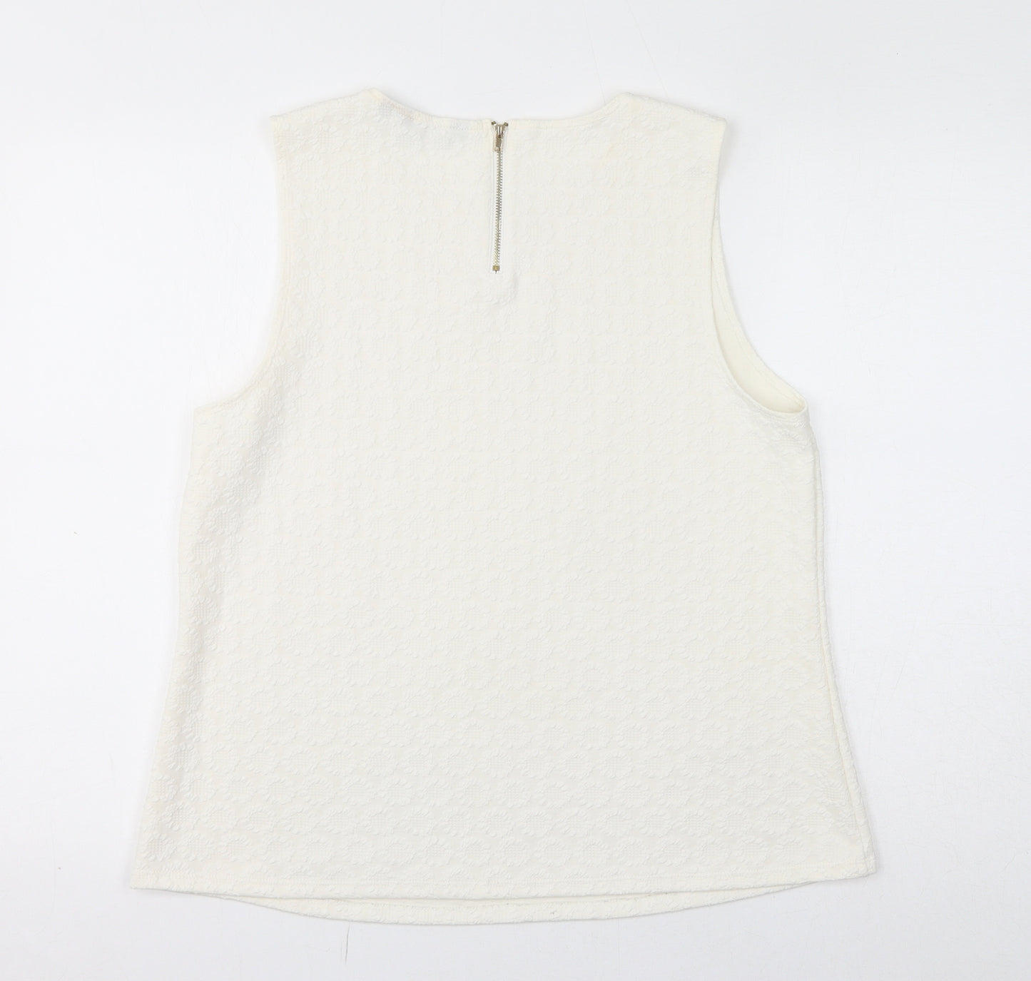 New Look Womens White Polyester Basic Tank Size 18 Round Neck - Embossed Flowers