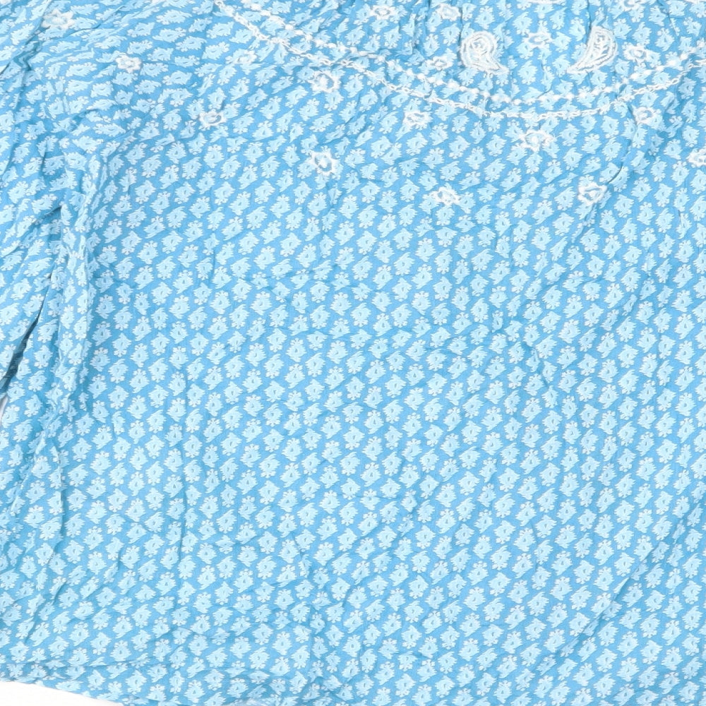 Marks and Spencer Womens Blue Geometric Cotton Basic Button-Up Size 6 V-Neck - Embroided