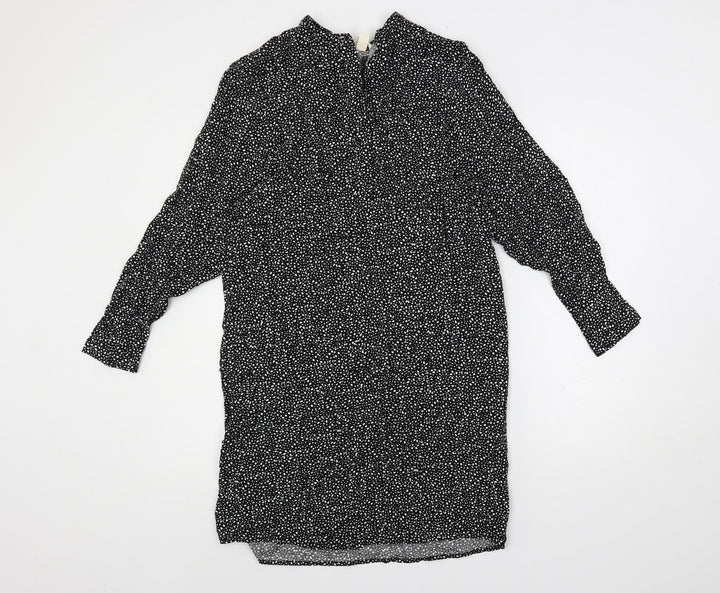 H&M Womens Black Animal Print Viscose Shift Size XS Round Neck Button