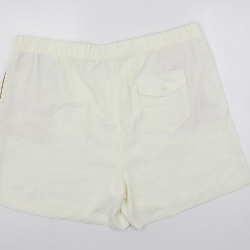 Marks and Spencer Womens Ivory Polyester Basic Shorts Size 24 L5 in Regular - Elastic Waist