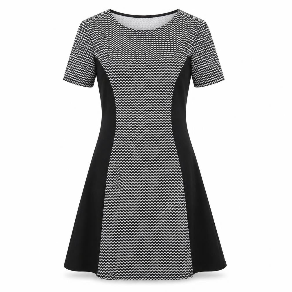 Front view of Divided by H&M women’s black geometric polyester a-line, size UK 6, round neck pullover - zig zag pattern