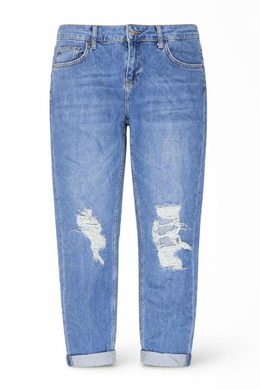 Front view of Topshop women’s blue cotton mom jeans, size UK 30, in, 26-inch leg regular button