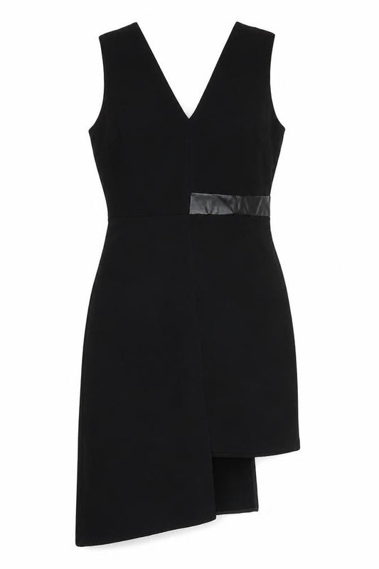 Front view of Amazing London women’s black polyester a-line, size UK 10, v-neck zip