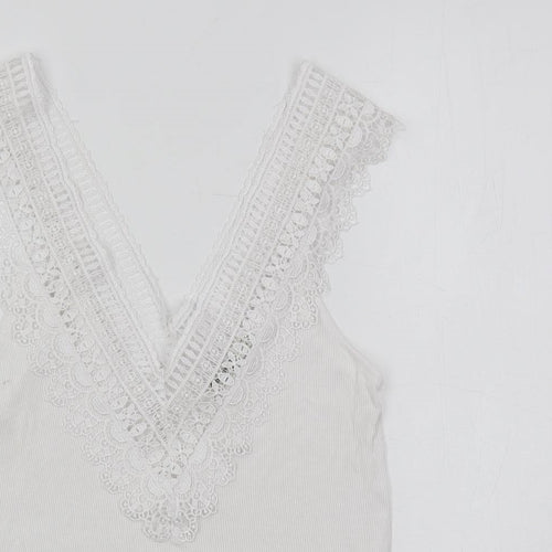 Stradivarius Womens White Viscose Basic Tank Size M V-Neck - Lace Detail