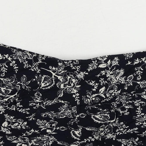 Boohoo Womens Blue Floral Viscose Basic Shorts Size 8 L3 in Regular - Elastic Waist