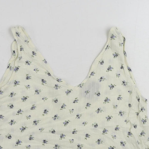 Pieces Womens Ivory Floral Viscose Basic Tank Size M V-Neck