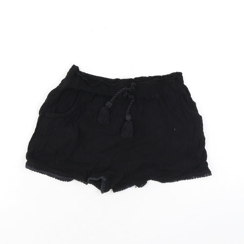 NEXT Girls Black Vinyl Bermuda Shorts Size 8 Years Regular