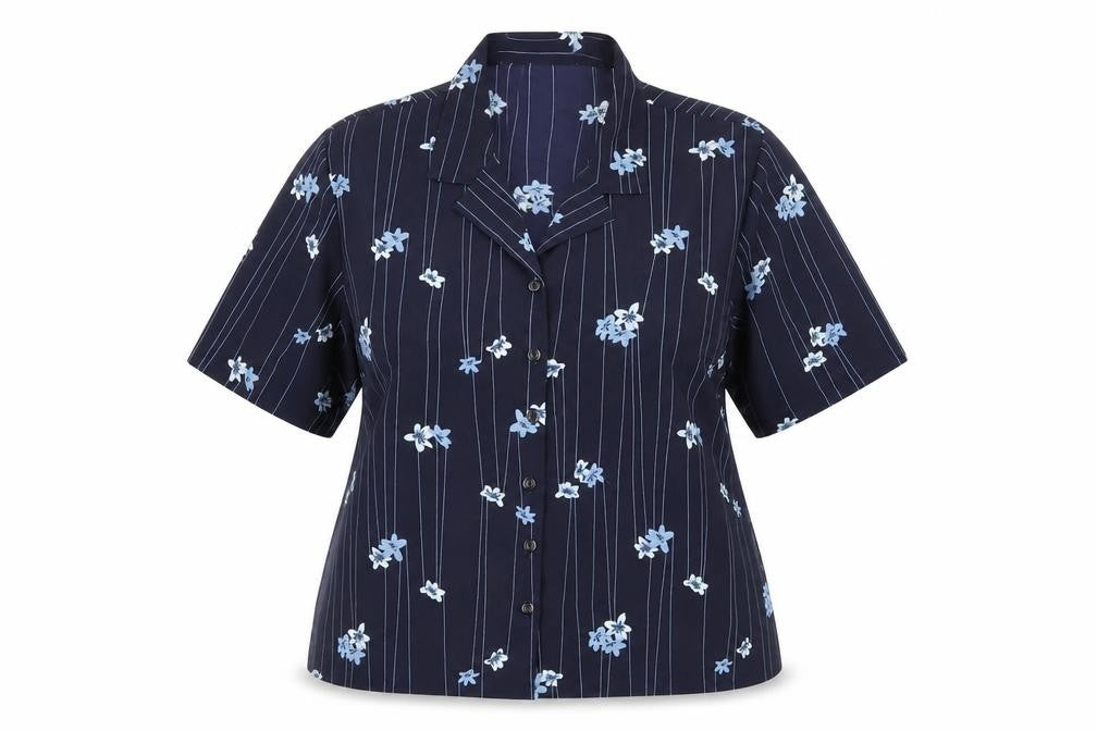 Front view of Bonmarché women’s blue floral polyester basic button-up, size UK 20, collared