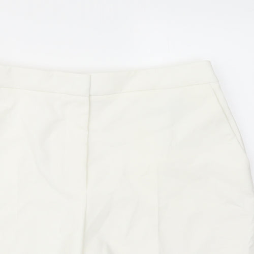 Marks and Spencer Womens Ivory Polyester Chino Shorts Size 12 L5 in Regular Button
