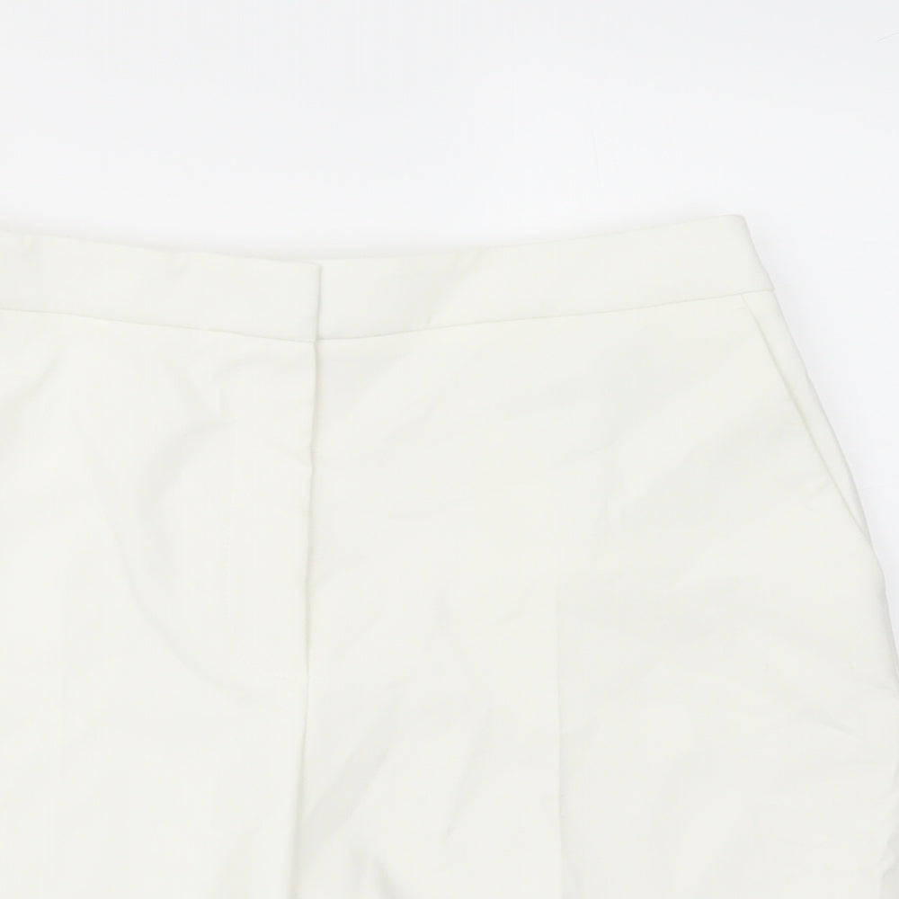Marks and Spencer Womens Ivory Polyester Chino Shorts Size 12 L5 in Regular Button