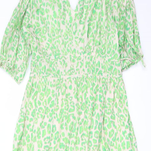 Marks and Spencer Womens Green Animal Print Viscose A-Line Size 12 V-Neck Pullover
