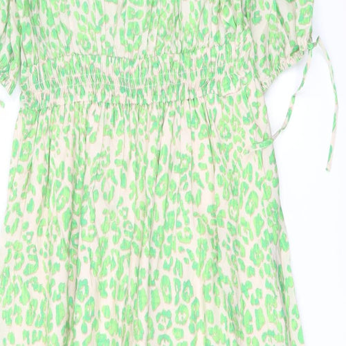 Marks and Spencer Womens Green Animal Print Viscose A-Line Size 12 V-Neck Pullover