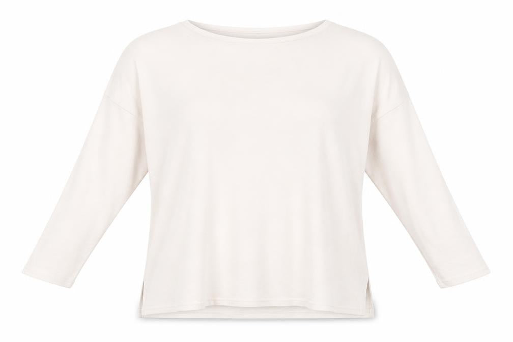 Front view of New Look women’s pink polyester basic t-shirt, size L, round neck
