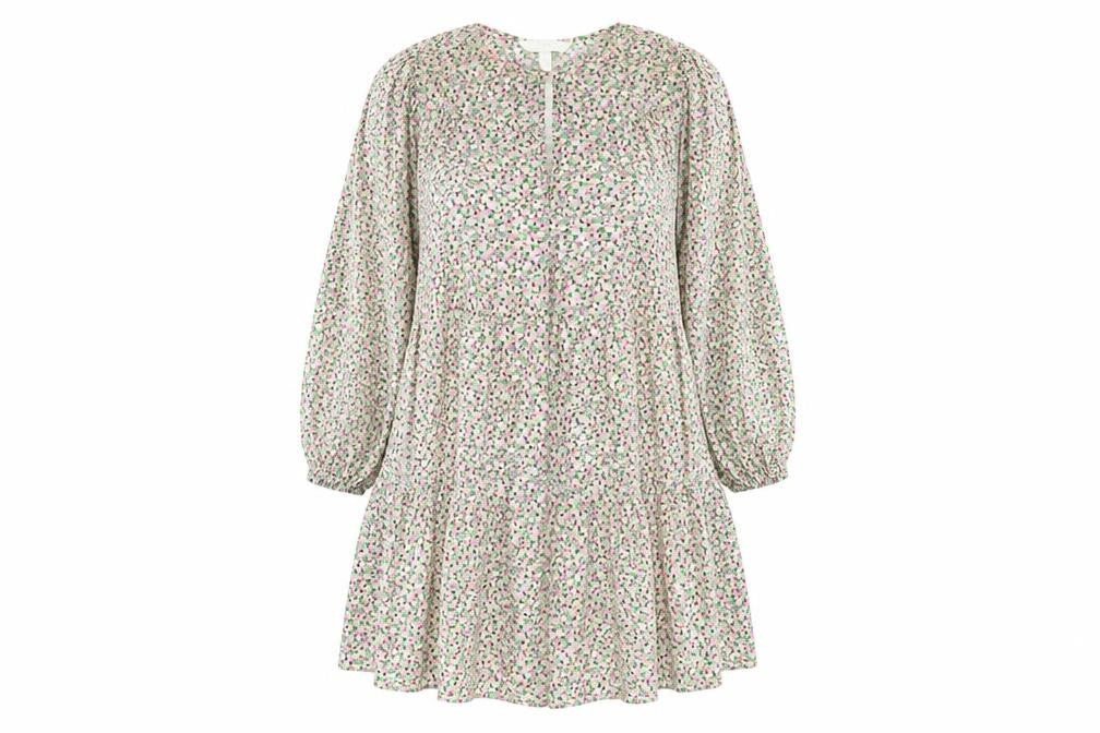 Front view of H&M women’s multicoloured floral cotton trapeze & swing, size M, round neck button