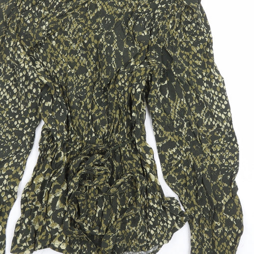 Marks and Spencer Womens Green Geometric Viscose Basic Blouse Size 6 V-Neck - Belted